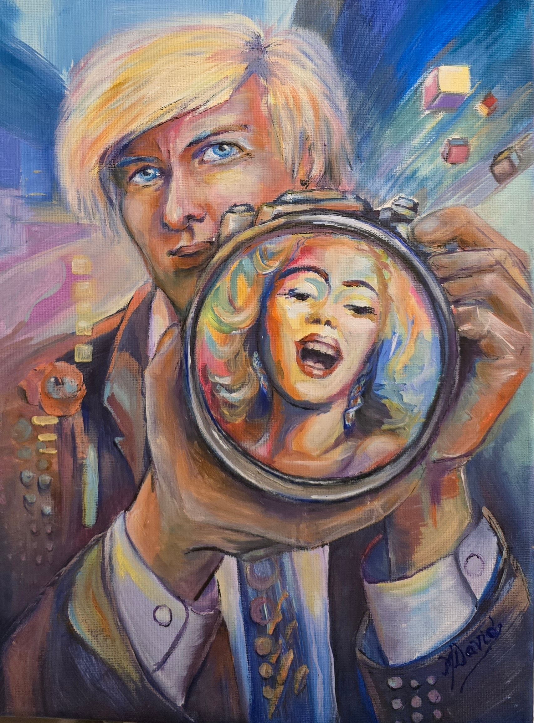 Portret pop-art: un fotograf blond ține un aparat foto în al cărui obiectiv apare chipul lui Marilyn Monroe, în culori vii.